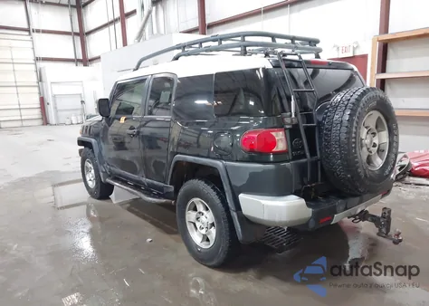 2008 Toyota Fj Cruiser z USA, uszkodzony, nr VIN JTEBU11F680107101